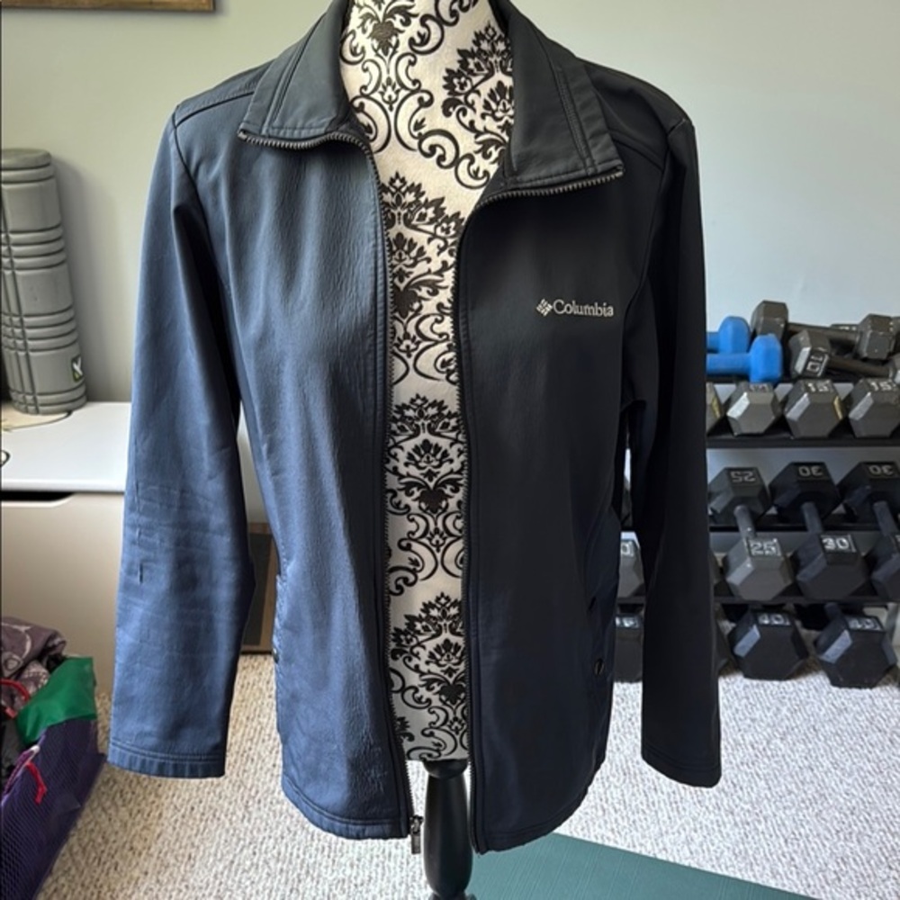 Columbia jacket blue color size L